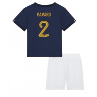 Frankrig Benjamin Pavard #2 Hjemme Trøje Børn VM 2022 Kortærmet (+ Korte bukser)